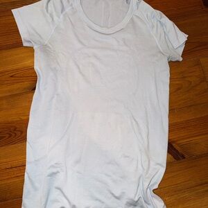 Lululemon Light Blue swiftly tech